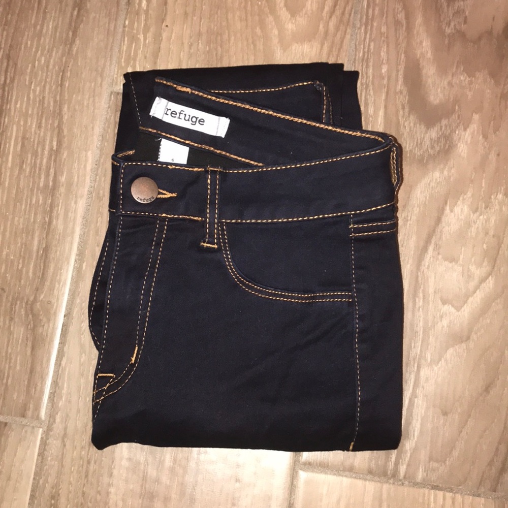 Dark wash Skinny Jeans
